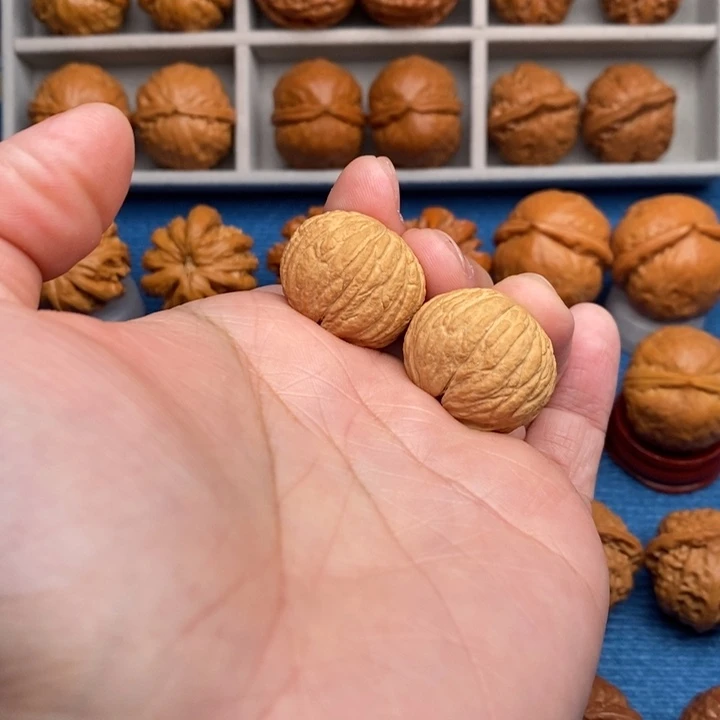 文玩核桃把件猴头