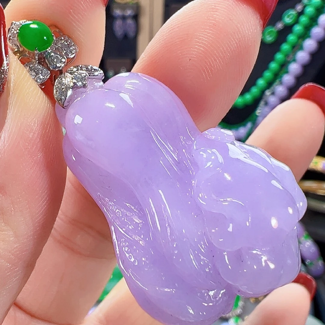 翡翠18K金镶嵌颈饰签收后24小时鉴赏期