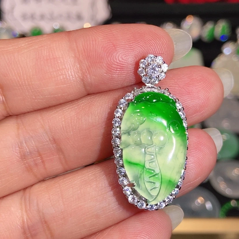 【闪购商品】颈饰未镶嵌翡翠天然翡翠