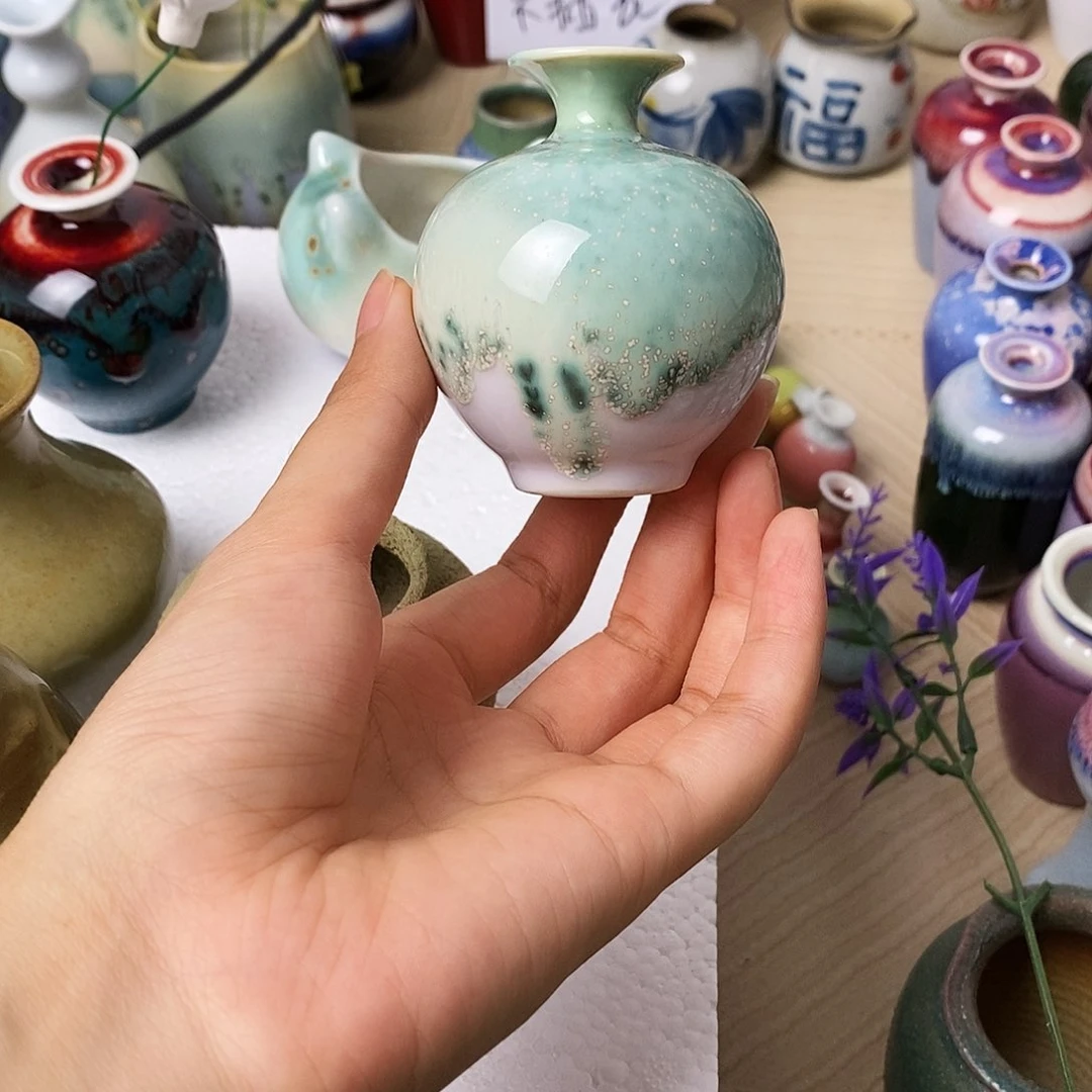 摆件巴掌大不插花景德镇高温陶瓷小花器