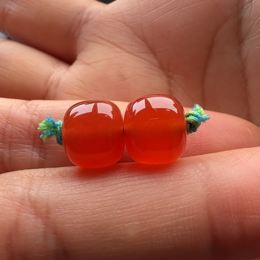 南红玛瑙未镶嵌老型10.1x8.8一对