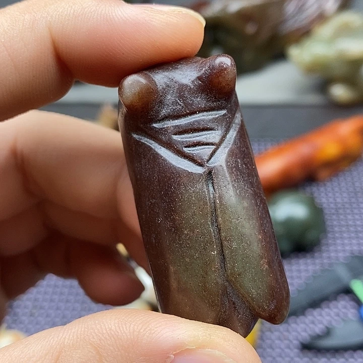 未镶嵌蛇纹石玉颈饰