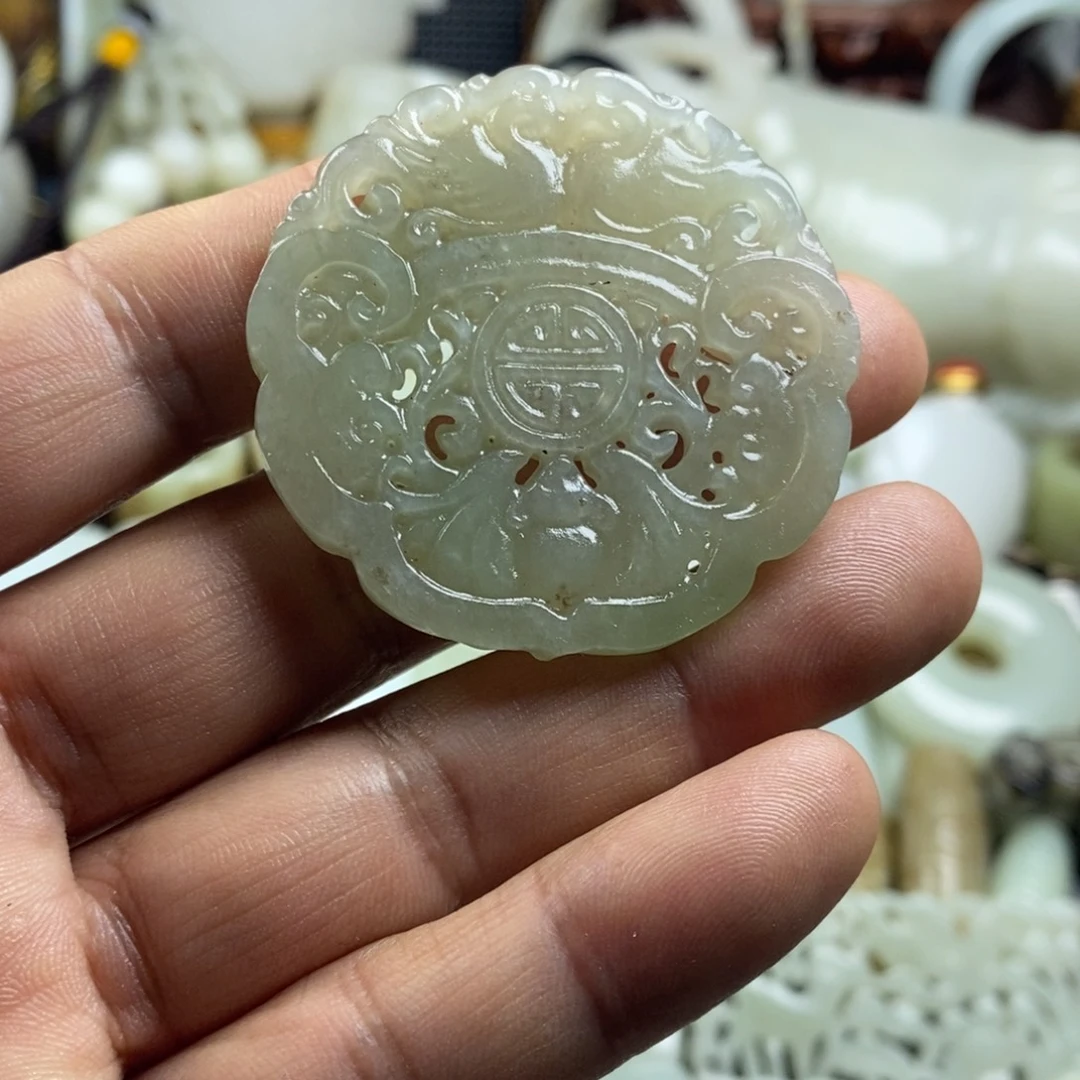 和田玉（糖玉）未镶嵌颈饰