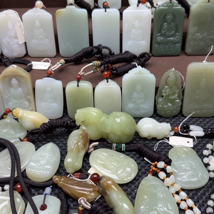 和田玉颈饰未镶嵌用****忧