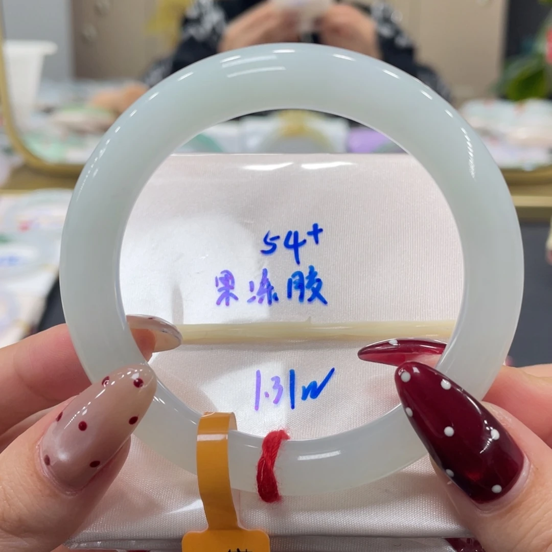 未镶嵌手镯翡翠翡翠