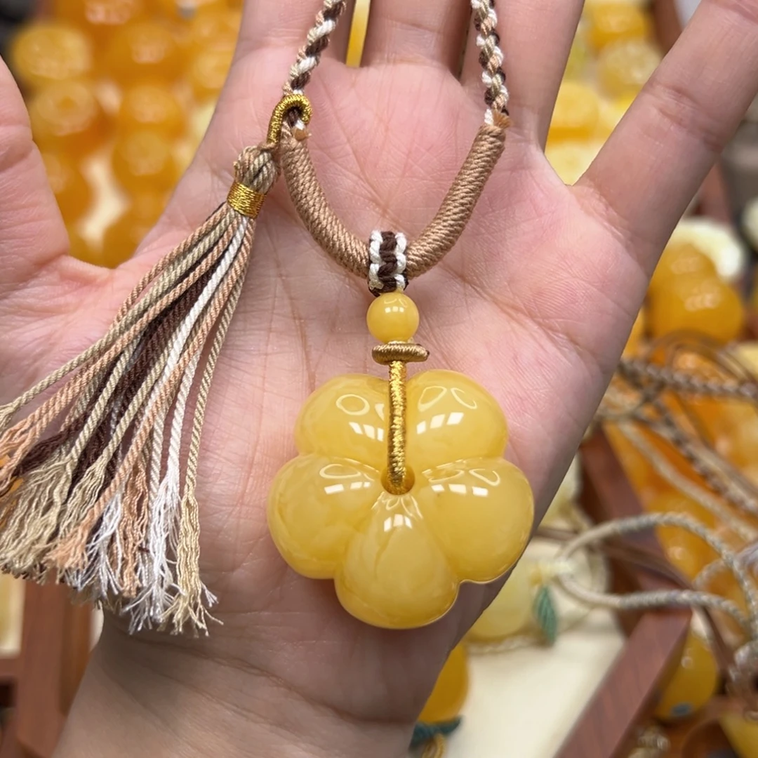 未镶嵌颈饰琥珀蜜蜡