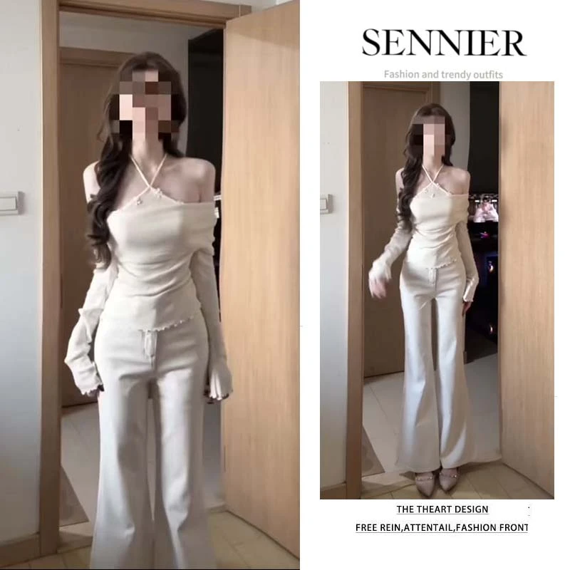 秋季时尚爆款女2025新款纯欲挂脖露肩修身上衣显瘦微喇裤两件套