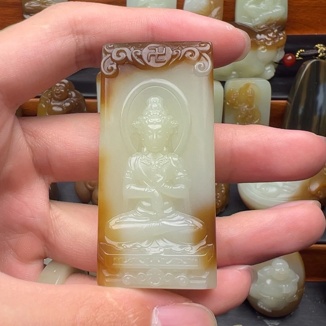 颈饰未镶嵌和田玉