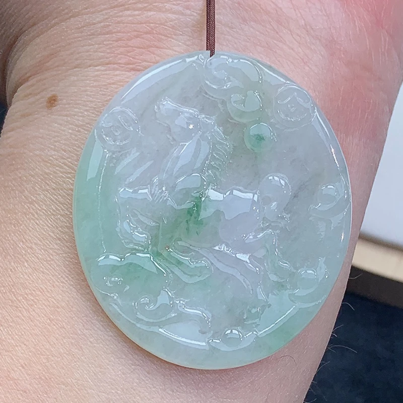 精雕 飘绿 生肖马 吊坠 16.15g 挂坠 缅甸天然A货翡翠玉石