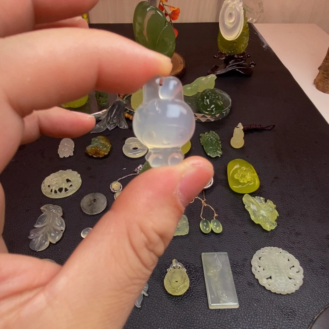 蛇纹石玉合金颈饰