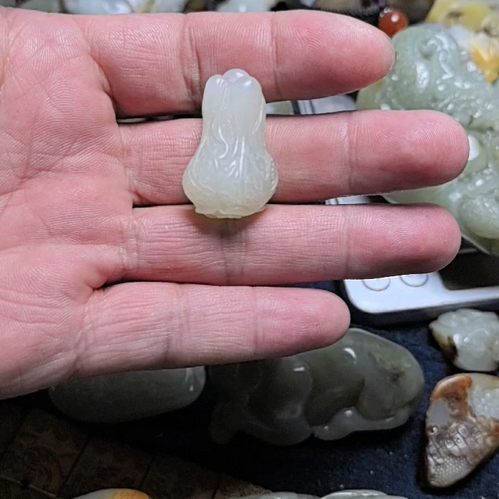 和田玉挂件未镶嵌迟***天