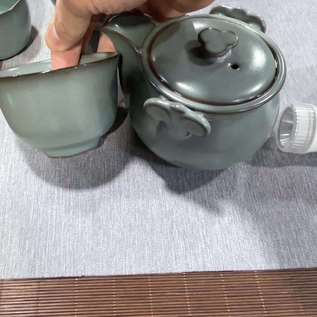 瓷片小微瑕。。。。。。。。。。。。