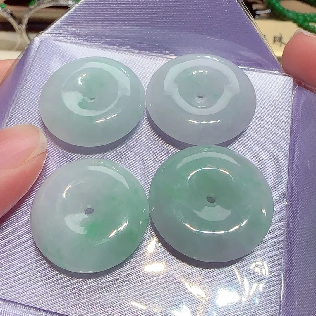 翡翠未镶嵌吊坠(不含链)多样性发一