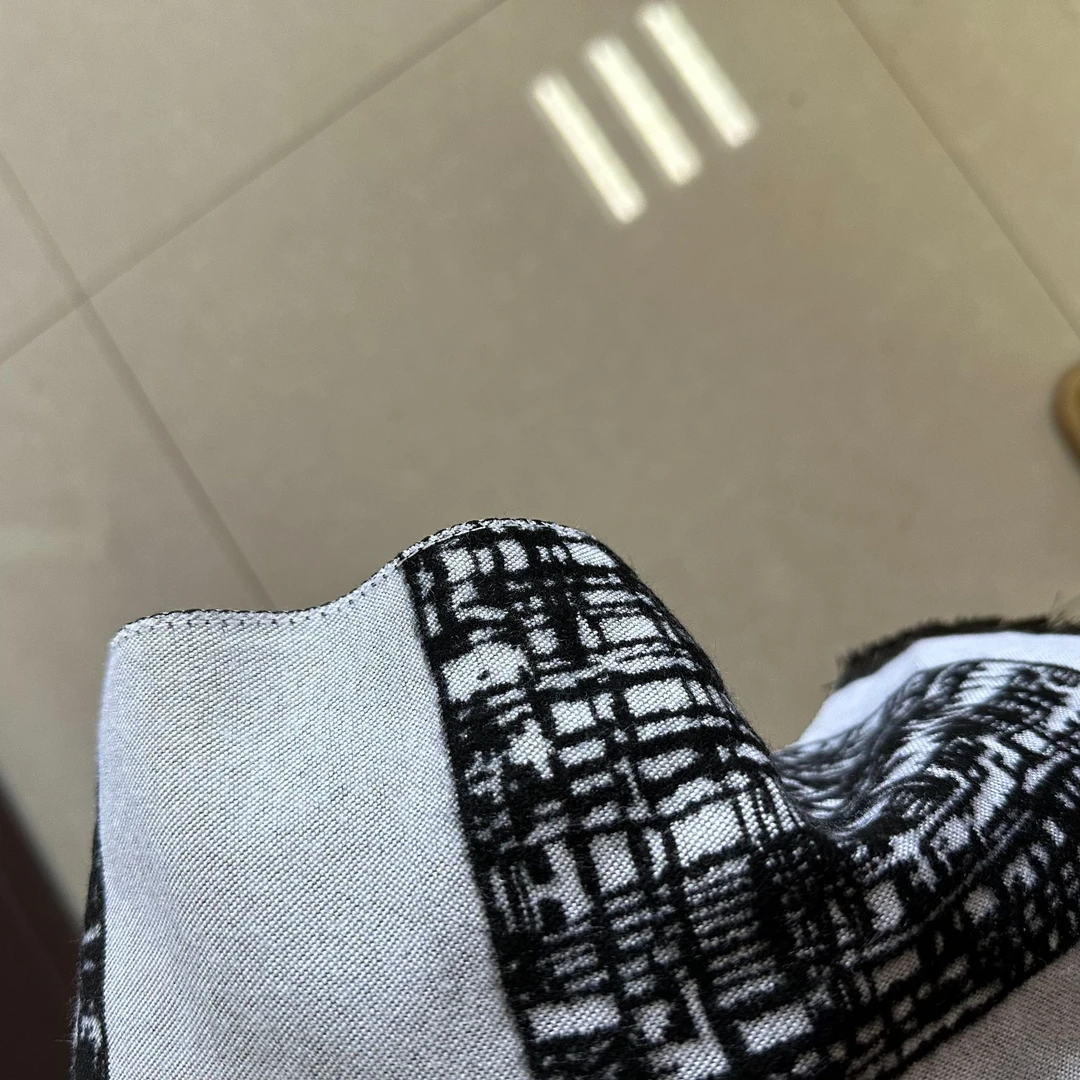 【X】围巾手拿包777