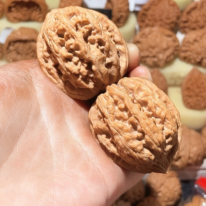 我***吗把件文玩核桃大沽石