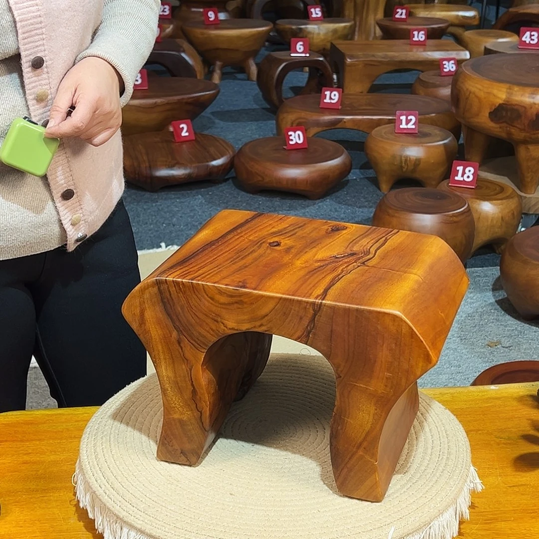 17 号香樟樟木尺寸：33-22-22cm