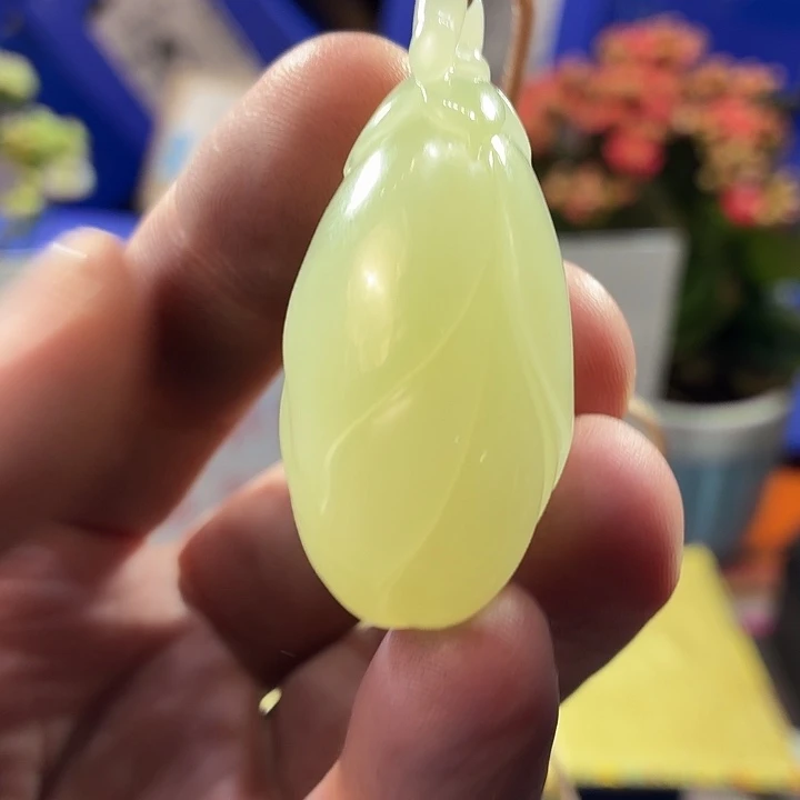 和田玉（糖玉）未镶嵌颈饰