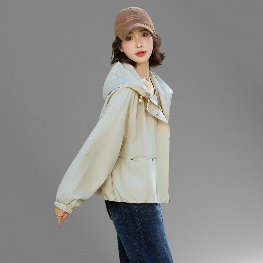 大码宽松风衣外套女短款2025春秋新款时尚减龄休闲高级感连帽夹克