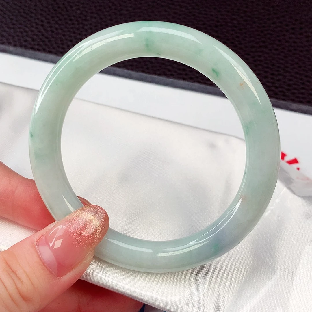 未镶嵌手镯翡翠翡翠