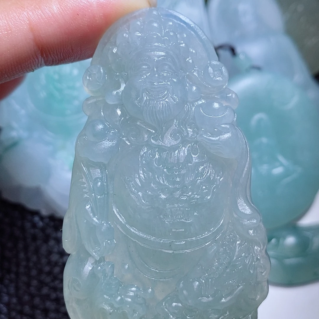未镶嵌定制翡翠毛货付款后确认抛光