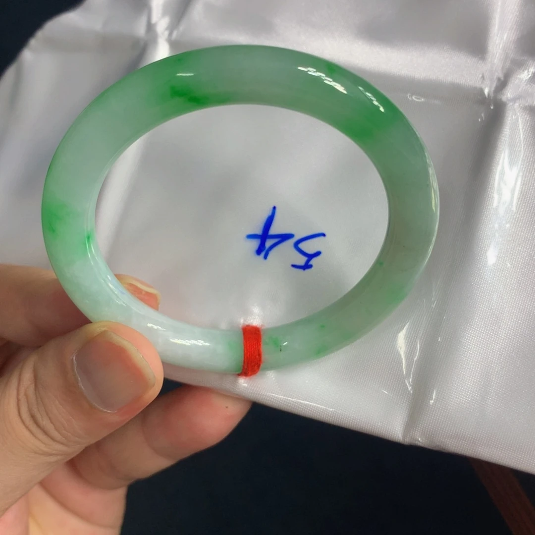 未镶嵌手镯（圆镯）翡翠翡翠手镯