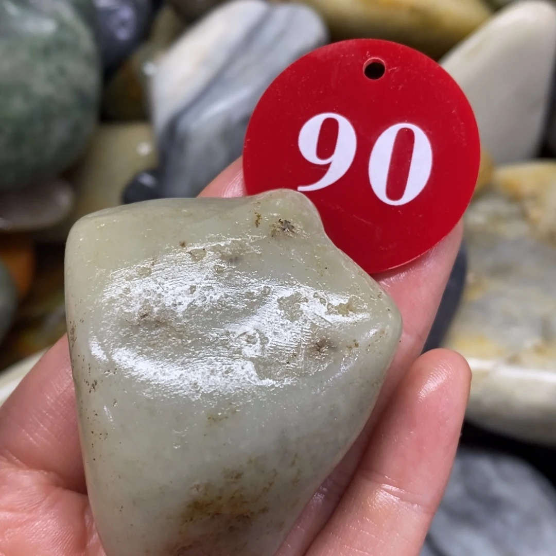 未镶嵌和田玉（糖玉）挂件