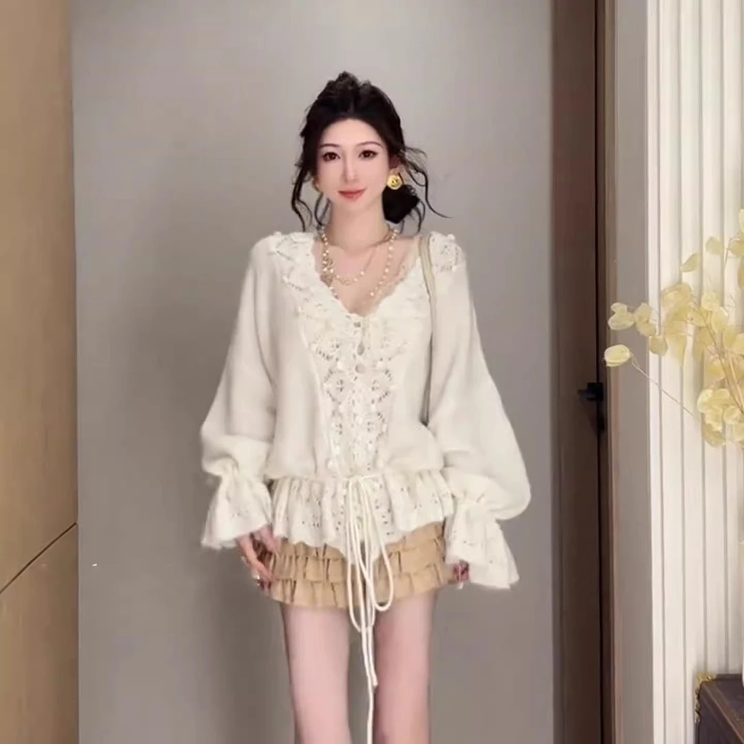 法式钩花镂空毛球v领长袖针织衫女早秋季设计感小众抽绳毛衣上衣