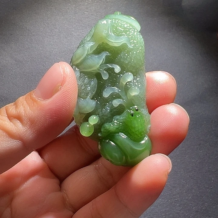 颈饰未镶嵌和田玉（糖玉）