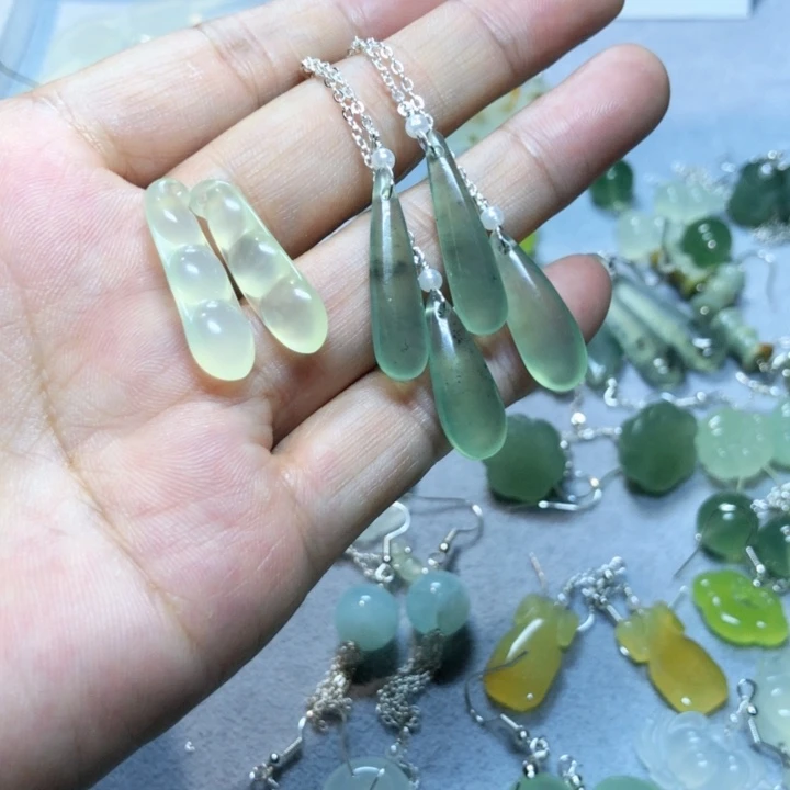 【闪购商品】蛇纹石玉耳环未镶嵌平****忧