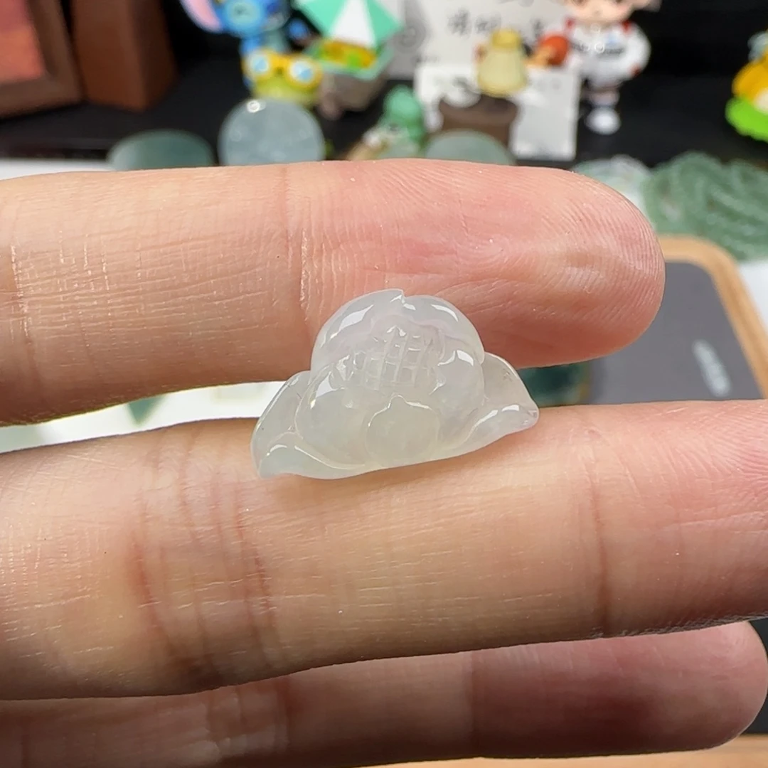 颈饰未镶嵌翡翠1