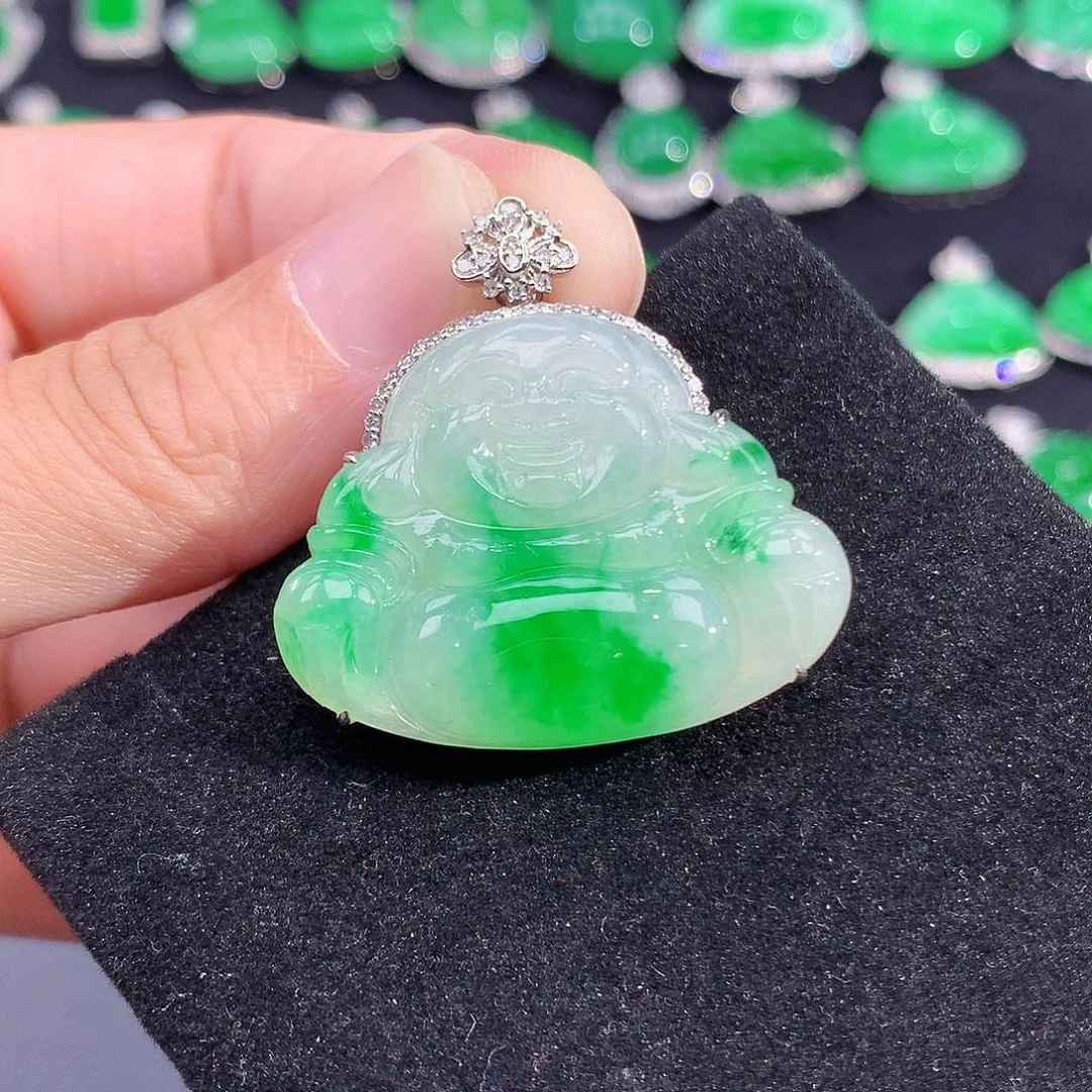 翡翠18K金镶嵌吊坠(赠链)