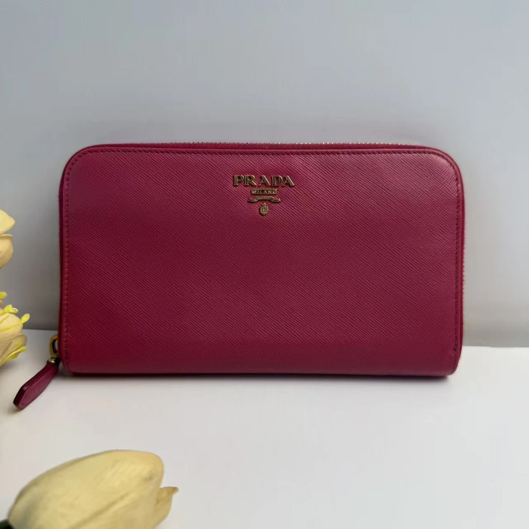 95新 Prada/普拉达 普拉达玫红色百搭钱包