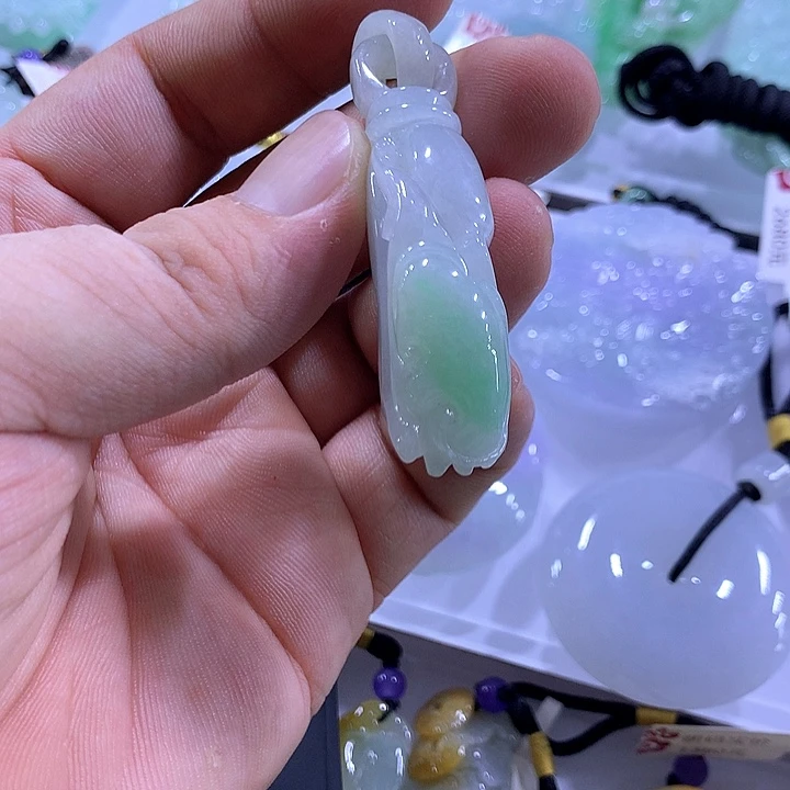 翡翠未镶嵌颈饰天然翡翠A货吊坠