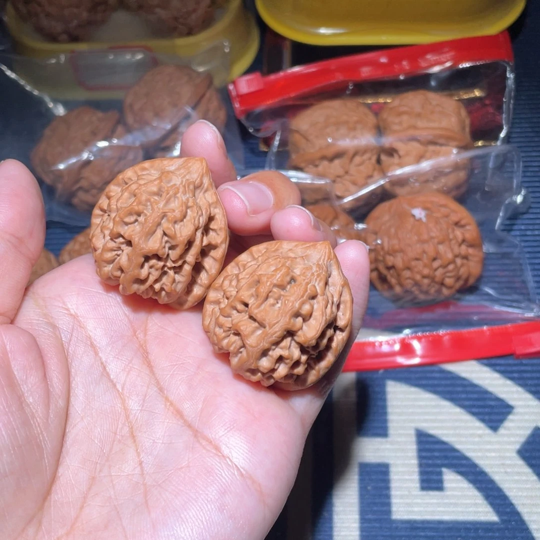 文玩核桃吊坠稀**啦太行龙文34