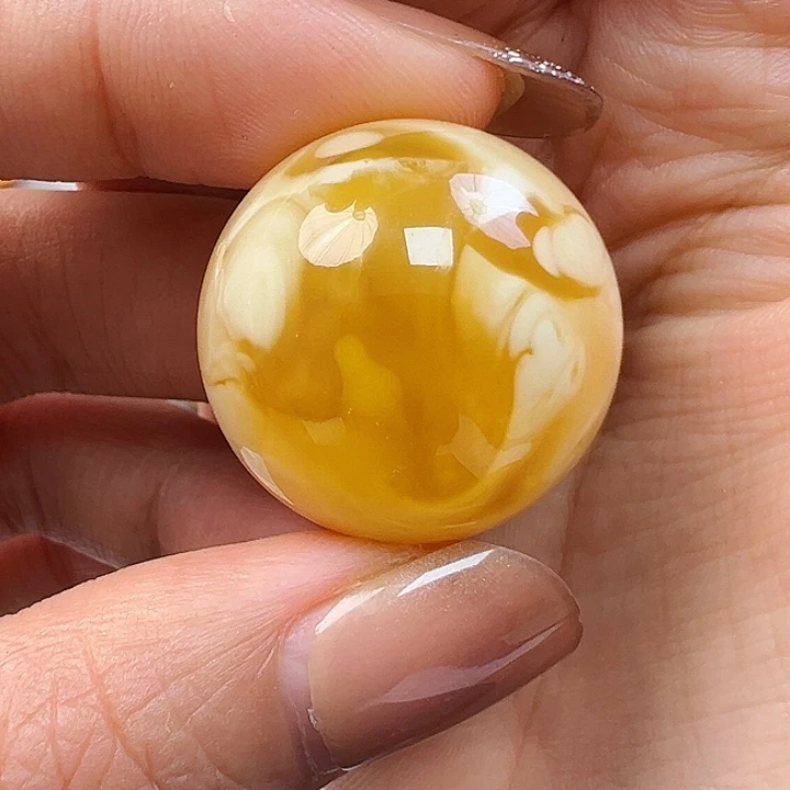 蜜蜡未镶嵌珠宝奇石