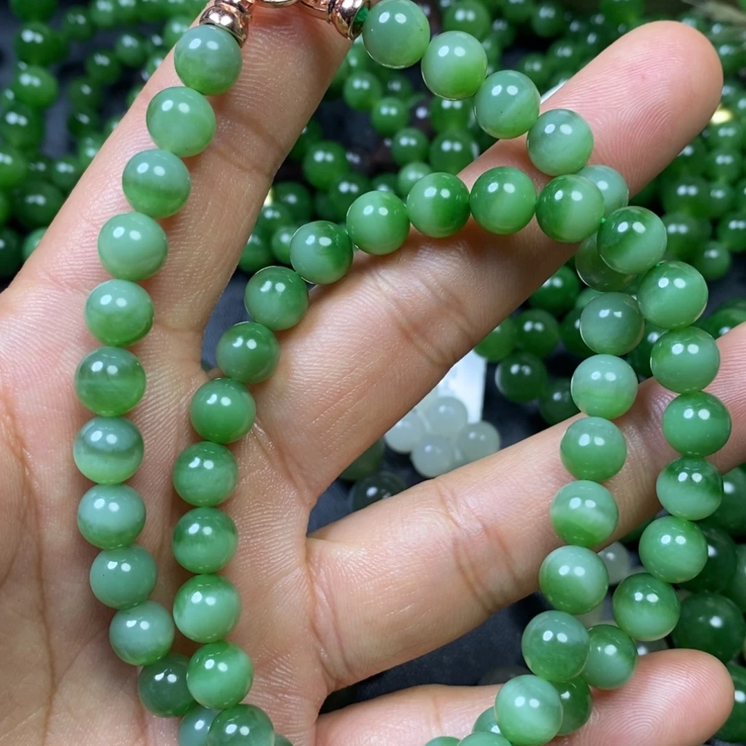 和田玉（碧玉）未镶嵌颈饰