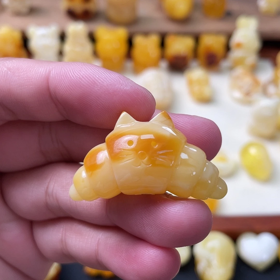 未镶嵌琥珀珠宝奇石小*菡