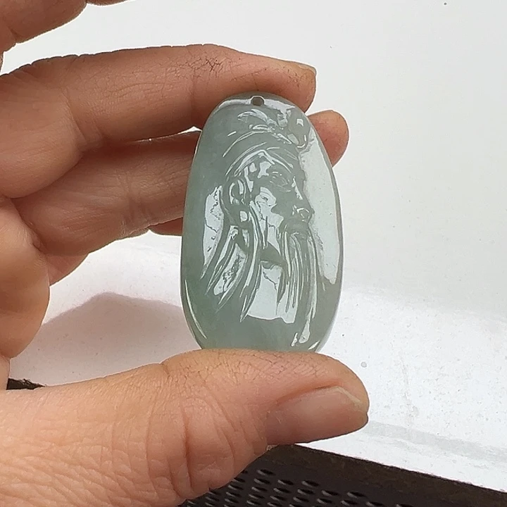 翡翠吊坠(不含链)未镶嵌金*