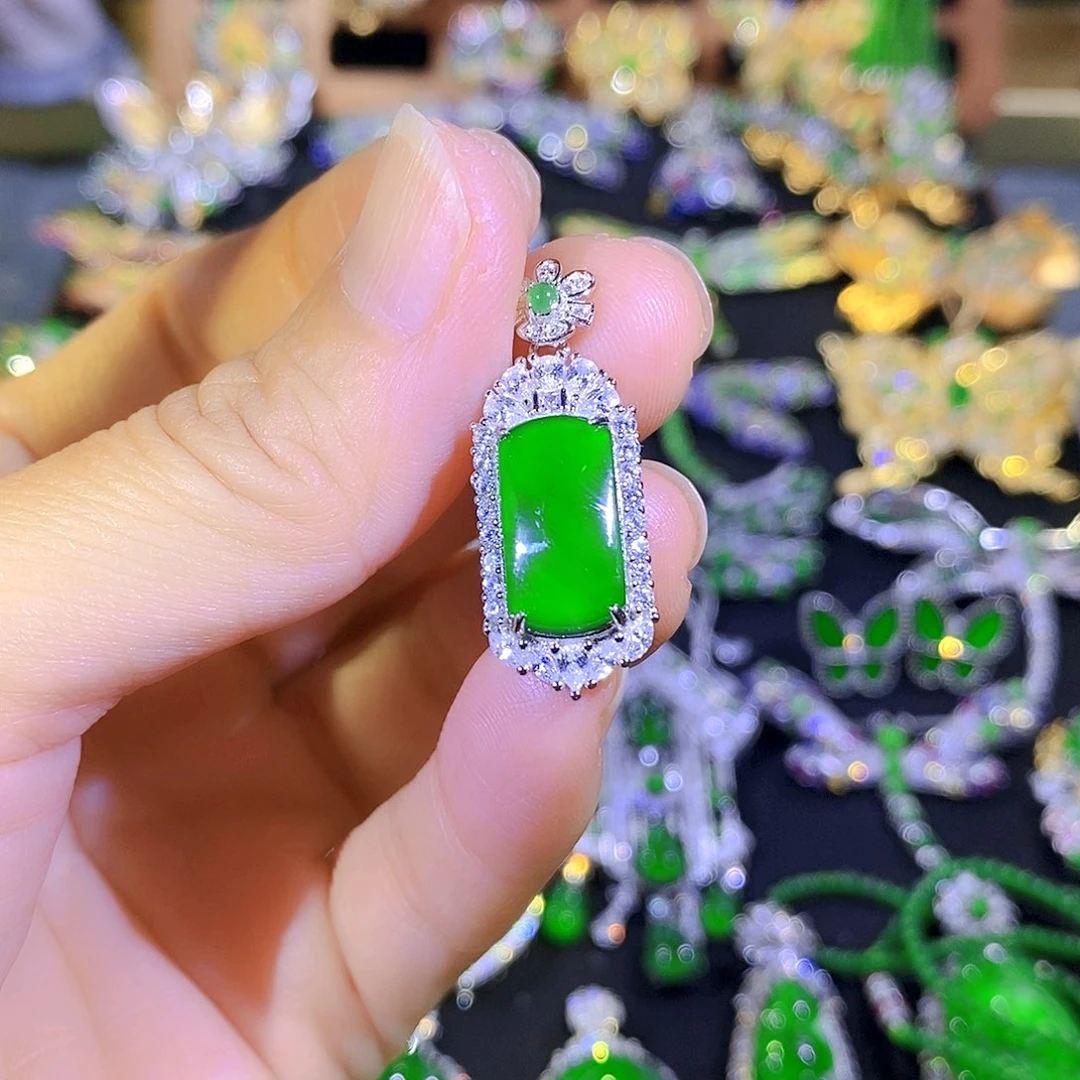 吊坠(不含链)银S925镶嵌翡翠