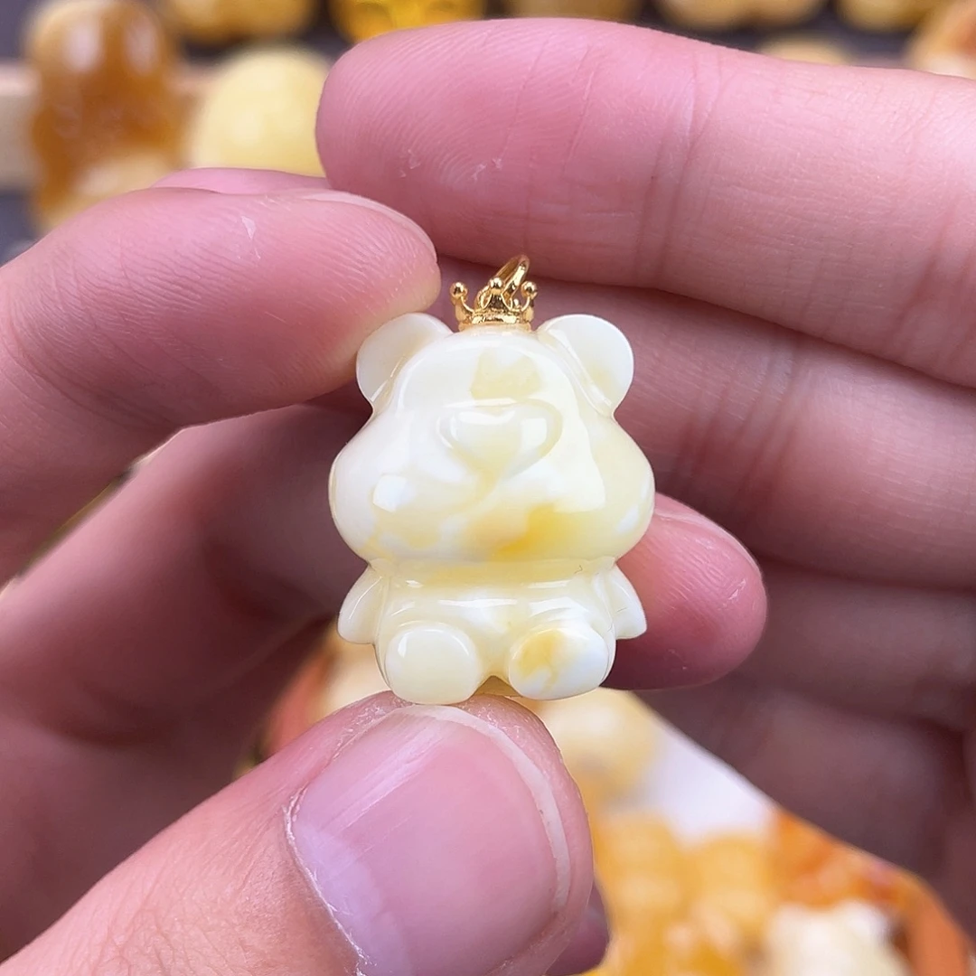 琥珀裸石未镶嵌熊*西蜜蜡