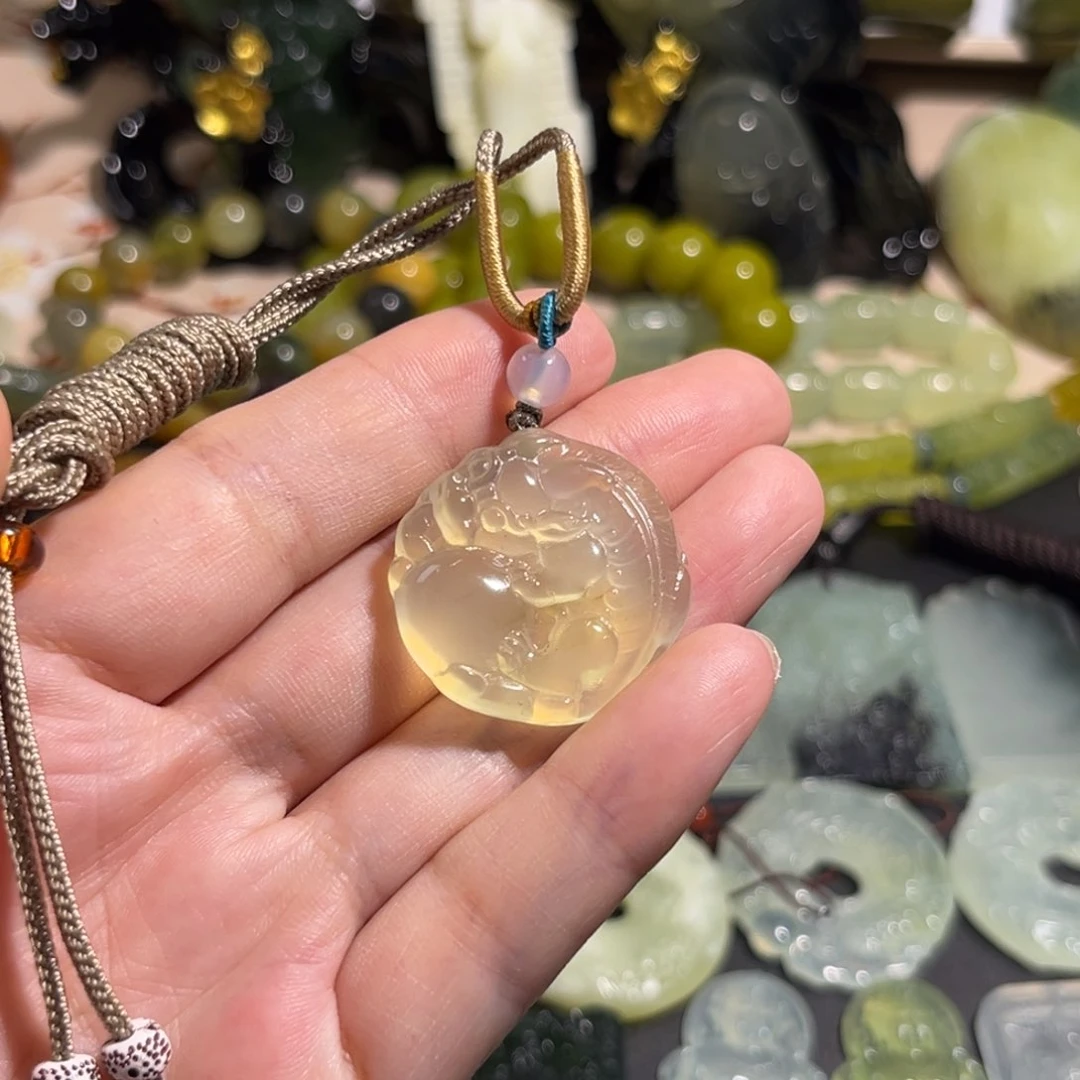 蛇纹石玉未镶嵌吊坠(不含链)