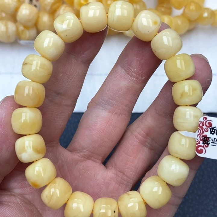 琥珀未镶嵌珠宝奇石12