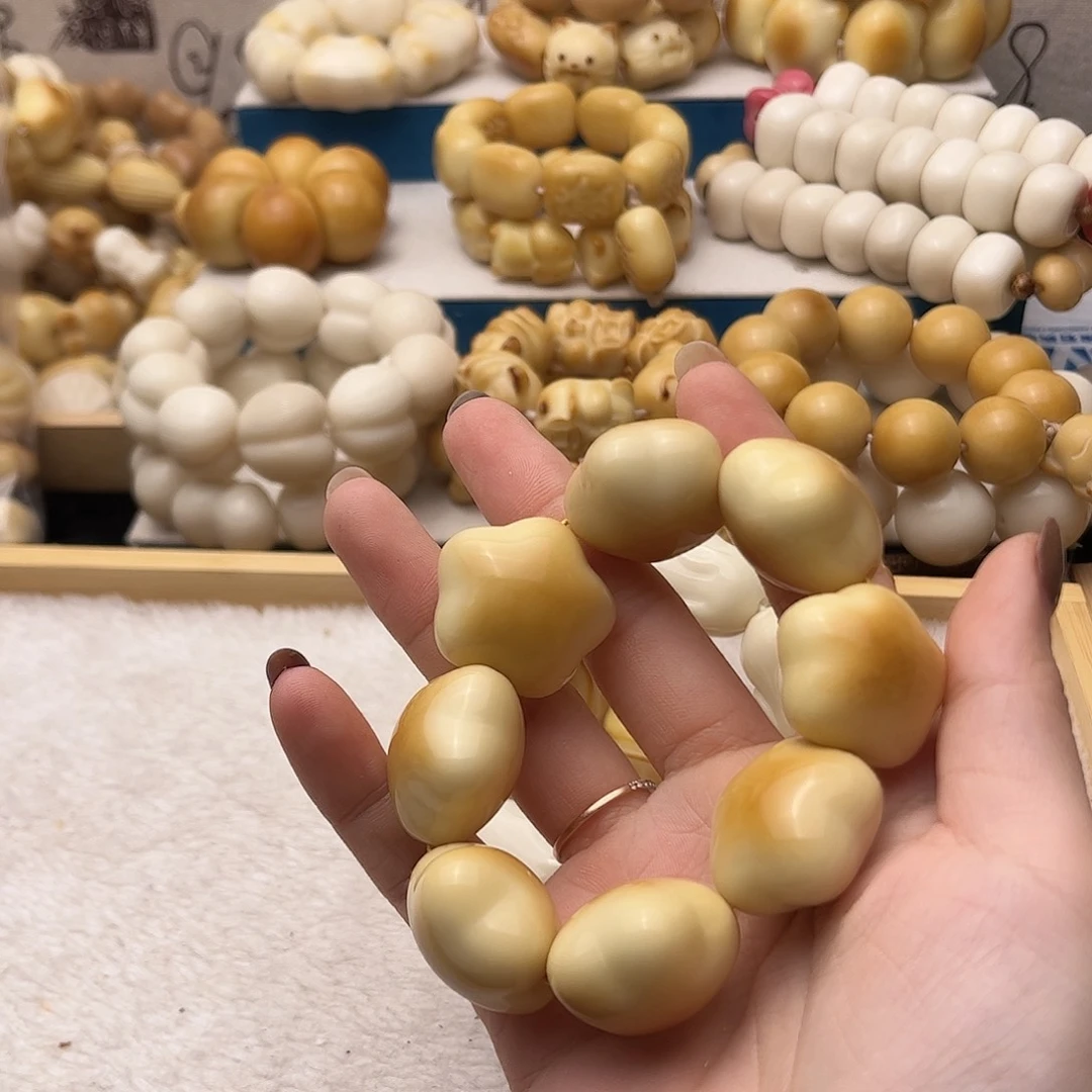吊坠菩提根/象牙果