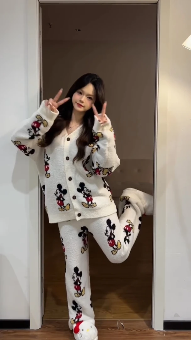 韩版卡通米奇印花半边绒保暖睡衣女秋冬季针织休闲长裤家居服套装