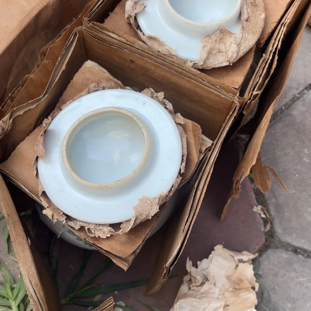 罗***若哈哈哈哈哈哈哈哈哈哈