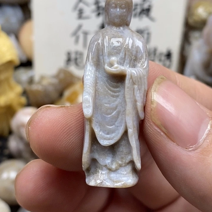 硅化珊瑚（珊瑚玉）未镶嵌颈饰