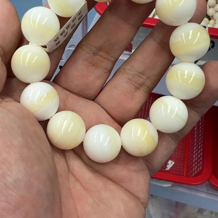 白玉菩提吊坠黄色968