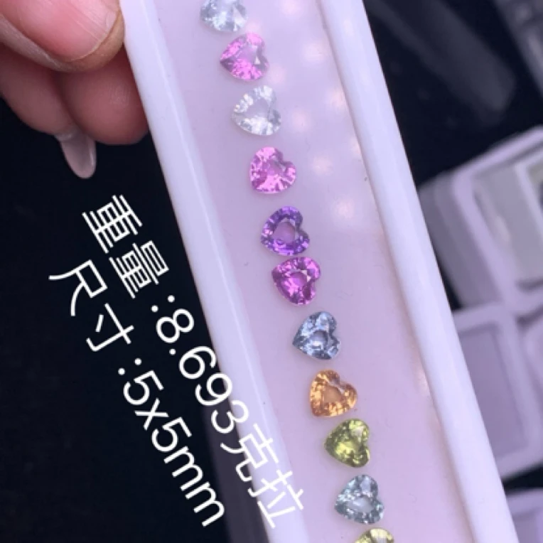 天然无烧白色蓝宝石