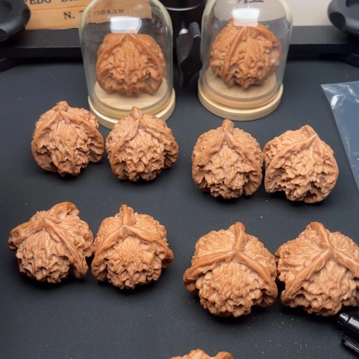 繁***星文玩核桃把件三棱