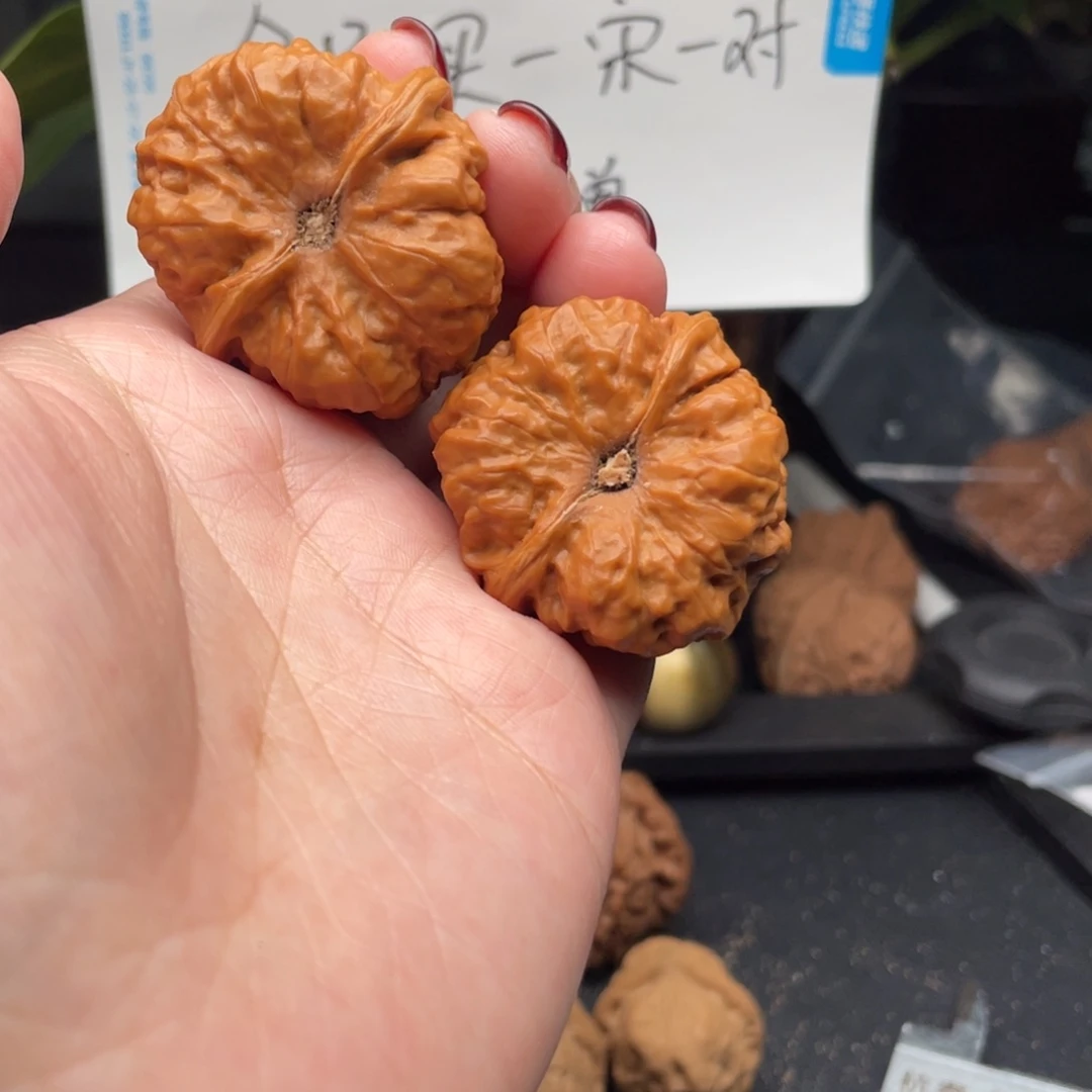 过***烟文玩核桃把件蛙蛙有修